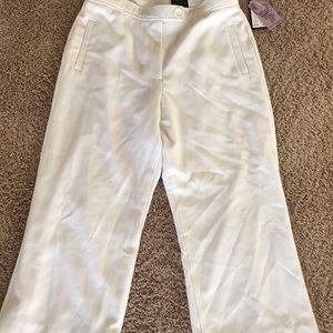 ***Brand New*** Bright white summer cropped pants